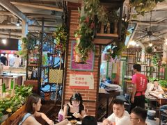 大堂-钢管厂歆瑞源油卤串串香(春熙路太古里店)