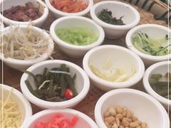 -包整·丝娃娃(一览甲秀楼风景店)