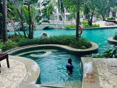 -三亚亚龙湾雅高美爵酒店