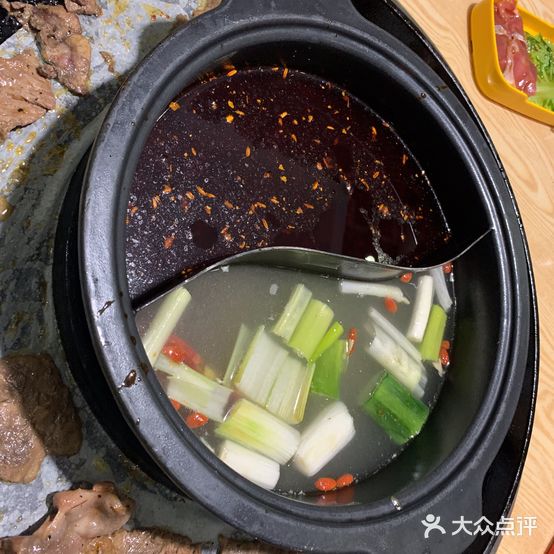 马龙氏口口香特色麻辣串鲜切火锅(6号小区店)