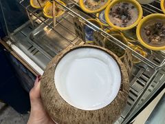 -椰爺爺·椰子冻砵仔糕