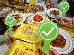 -东来菜馆•手抓海鲜家常菜•海鲜锅贴(鸽子窝店)
