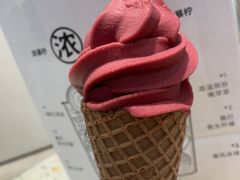 -喜茶(滨江宏岸店)