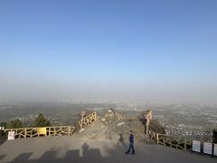 -鬼笑石后山停车场