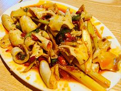 -雷祖芳老妈蹄花店