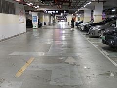 -经纬汇-停车场
