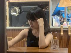 -C.Y Cafe
