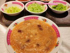 -炆艺乳鸽·煲仔饭大排档(望京来广营店)