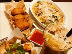 手打柠檬茶-石板街港澳冰室(天环店)