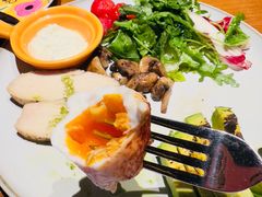 -JINNS锦时 steak&pizza(浸信会礼拜堂旧址店)