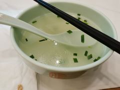 -苏沪老鸿兴城市饭堂(肇嘉浜路店)