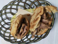 烧饼加肘子-老北京烧饼夹肉(北洼路店)