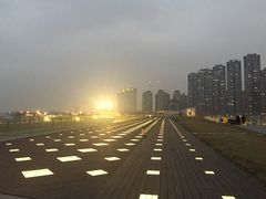 -南京眼步行桥