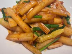酸冬瓜炒藕尖-吃饭皇帝大(合生汇店)