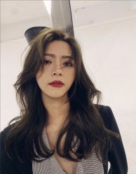 -BULB STUDIO 巴柏明星发型工作室