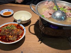 -肖四女乐山跷脚牛肉(世博源店)