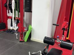 -坚果健身24小时工作室(定西路店)