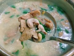 -标记美食新鲜猪杂(兴南大道店)