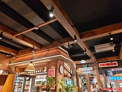 -巴卤社老火锅(财富店)
