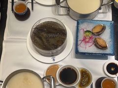 -红鼎豆捞·非遗鲍皇汤火锅(宝丰路店)