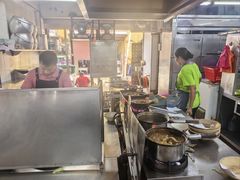 -直落玻璃（瓦煲）肉骨茶