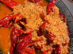 经典蒜香龙虾-红盔甲·小龙虾(天钥桥店)