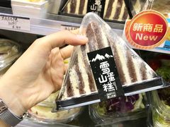 -711便利店(黄岛青医店)
