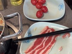 -金滏山烤肉·海鲜·火锅自助餐厅(襄阳万达店)