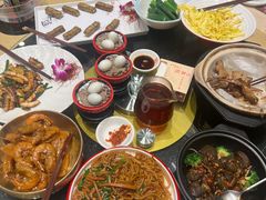 -郑猛记石岐鸽主题餐厅(长江店)