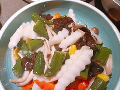 -前海沿·青岛菜(大拇指广场石老人店)