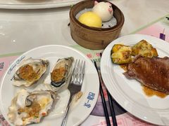 -四海一家自助餐(益田假日广场店)