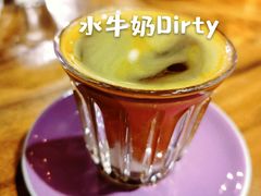 -六月花园咖啡馆(中关村东路店)