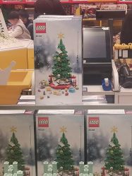 -乐高品牌旗舰店(人民广场店)