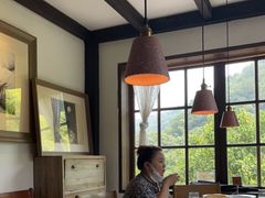 靠窗位-素描餐厅(灵隐天竺店)