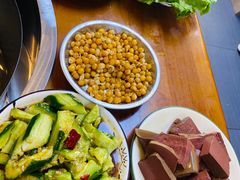 -曹丞相·地锅鸡·地锅鱼(武林店)