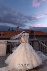-欣薇婚纱(新源乐汇城店)