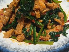 -老周家酱卤猪蹄私房菜(克拉玛依西街店)