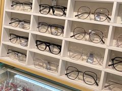 -沫芮眼镜·蔡司官方授权店(人民广场店)
