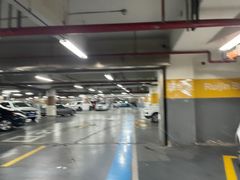 -日月光中心-停车场