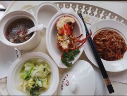 -童谣里医疗级月子中心(独栋湖景店)