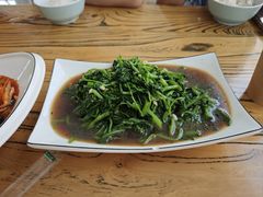 -俺家菜馆(百里峡店)
