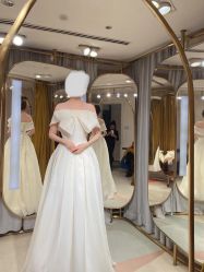 -LA GRACE高端婚纱礼服定制馆