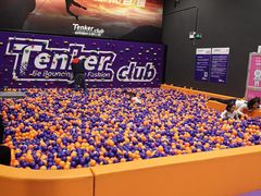 -Tenker Club弹刻极限主题公园 · 蹦床 · 团建 · 生日派对(大关店)