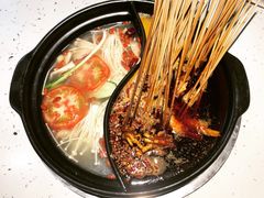 -钢管厂五区小郡肝串串香(奥克斯广场锦城万达店)