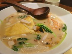 -荣家黄鱼面(前滩太古里店)
