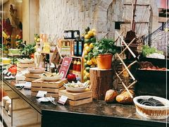 自助取餐区-佛山皇冠假日酒店-西餐厅