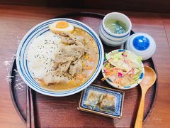 咖喱肥牛饭-肥朵食堂(带梦胡同店)