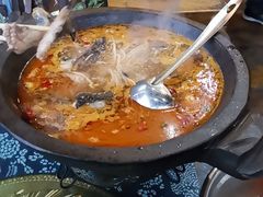 -临江餐馆二楼美食部落