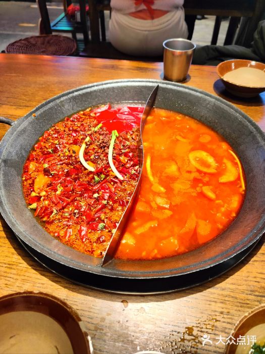 萍姐火锅·公路夜市(武汉首店)图片