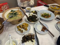 -围龙屋客家食府(福田店)